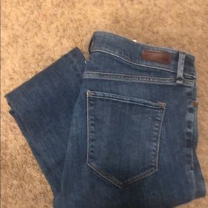 AF Harper low rise ankle distressed hem 29/8R